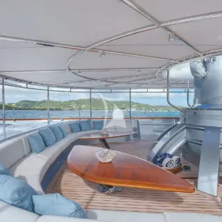 Aft shaded bimini/circus cocktail area