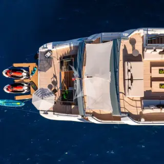 PAPER MOON - Aerial of aft with water toys