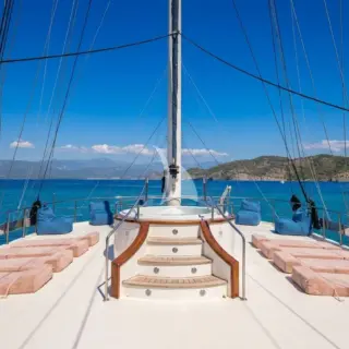 QUEEN ATLANTIS - Flybridge