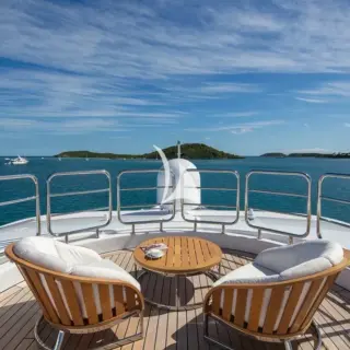 Sun deck - Crow's nest