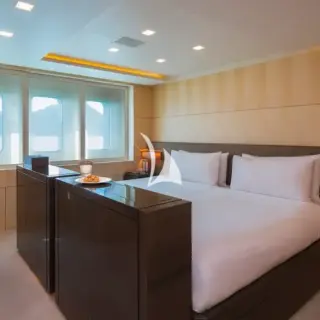 Convertible cabin set up as double