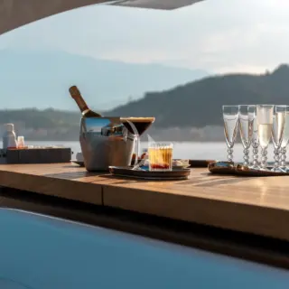 Sundeck Bar