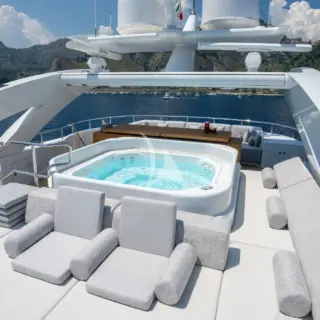 Sundeck