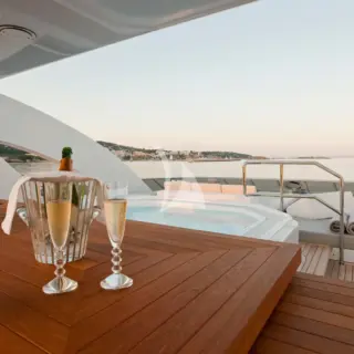 Sundeck