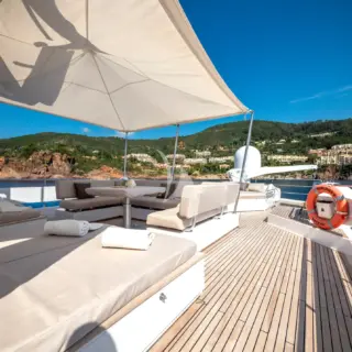 Fly Deck