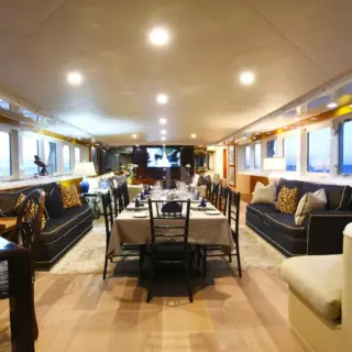 Main Salon/Dining