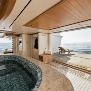 Beach Club Whirlpool