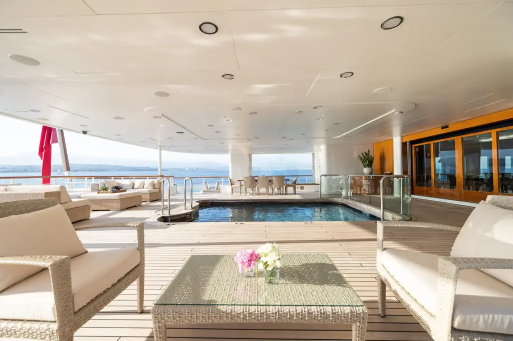 TATOOSH - Main Deck aft