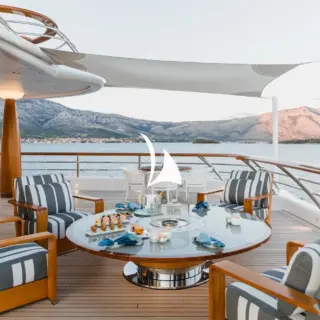 AQUILA - Bridge deck aft - Lounging area