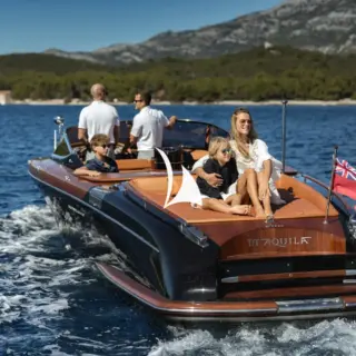 10.1m Riva Aquariva Cento custom tender with 2 x 370hp engines