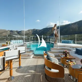 Sun deck jacuzzi