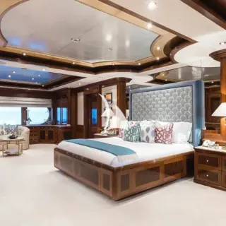 Main deck master cabin