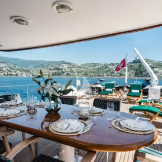 Upper deck dinning table