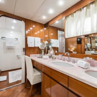 VIP bathroom