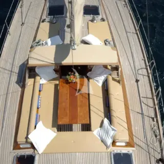 Bernic deck saloon