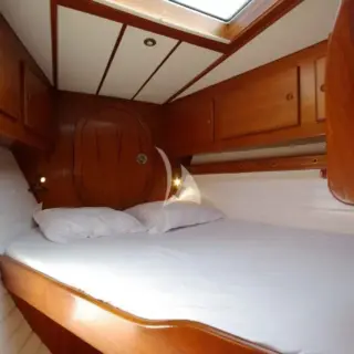 Double cabin