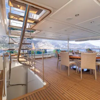 Upper deck aft