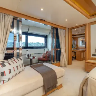 HANA - Master cabin