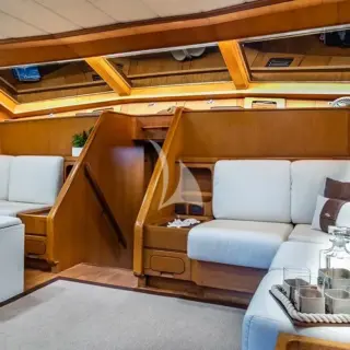 saloon