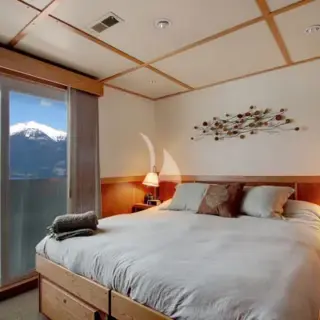 'Captain Stateroom' A1-A4. Bridge Deck. King, queen or twin beds (A3 has a fixed queen bed); sliding glass door opening to a French balcony (unique among yachts)