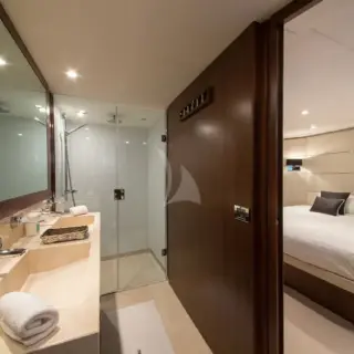 Master ensuite
