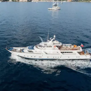 PROFILE 6