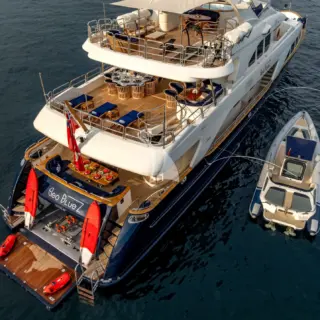 Swim platform - Tender and toys