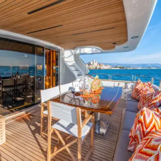 Aft Main Deck