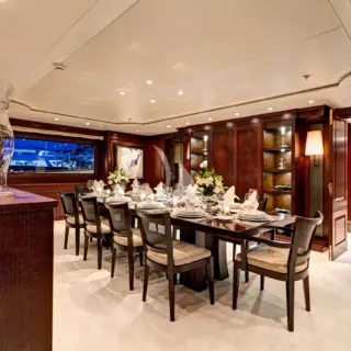 DINNING ROOM