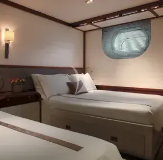 Twin cabin