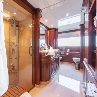 Aura - Master Ensuite