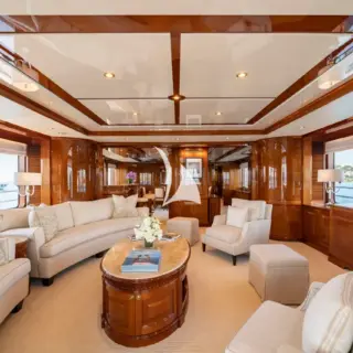 Aura - Main Saloon