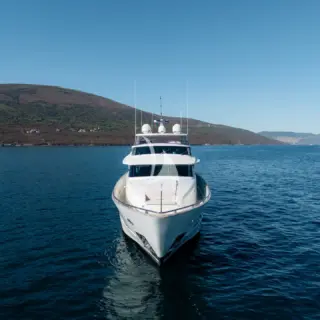 ANNABEL II - Bow shot