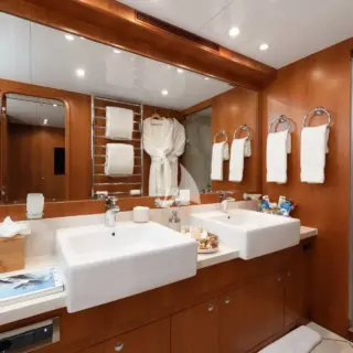 ANNABEL II - Master ensuite