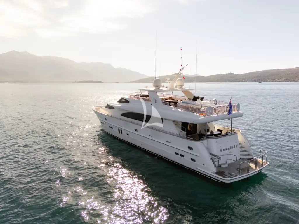 ANNABEL II - Stern view