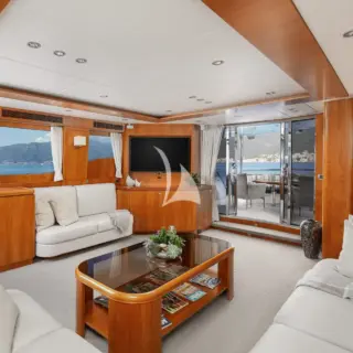 Salon view aft