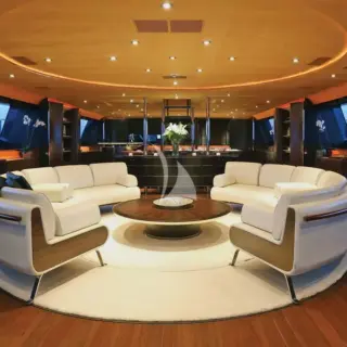 Main salon - seating