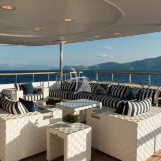 Main aft deck