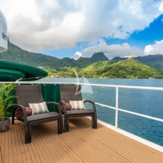 SUN DECK