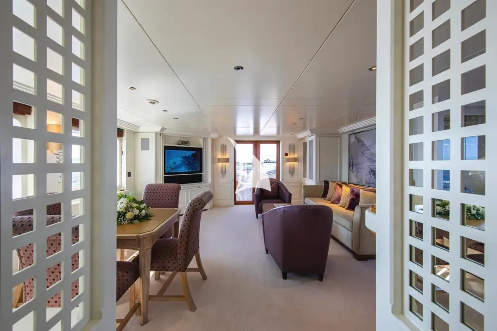 VA BENE - Sky Lounge