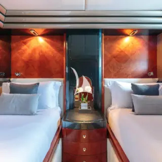 Twin cabin - lower deck