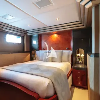 Double cabin - lower deck