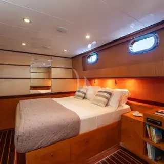 VIP Double Cabin