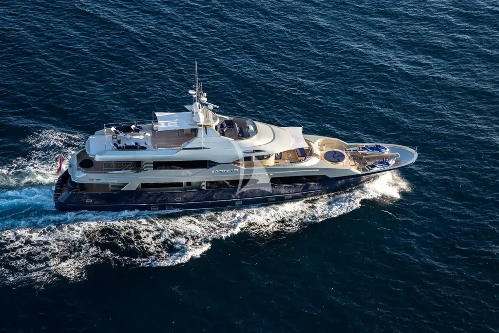 Princess Iluka running