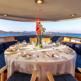 Main aft deck
