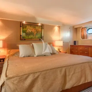 Main cabin
