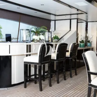 Bridge deck aft - bar