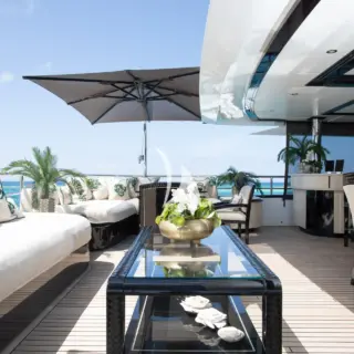 Bridge deck aft