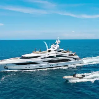 ILLUSION V - Image 2