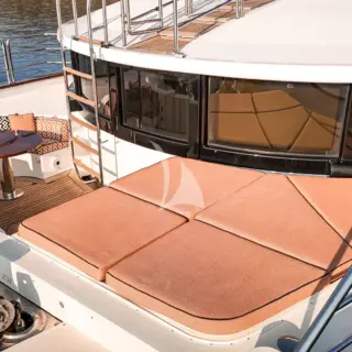 Foredeck - Lounging area
